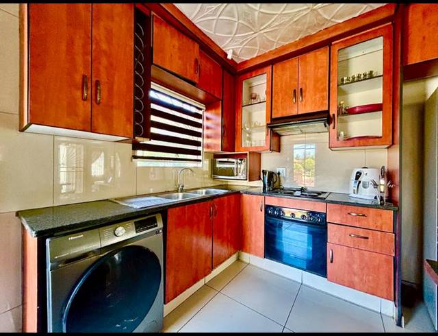 3 BEDROOM HOUSE FOR SALE IN HEATHERVIEW
